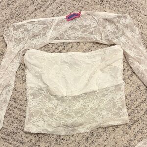 Edikted White Lace Off-Shoulder Top